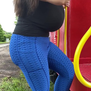 Video by demoraavaricefree published on April 8,2023 07:27:00 - BestThots