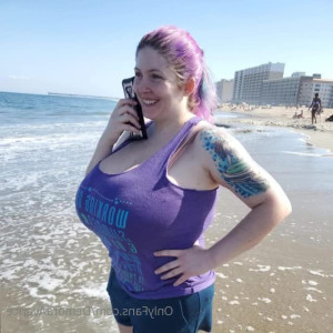 Video by demoraavaricefree published on June 15,2023 01:22:00 - BestThots