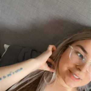 Video by therealjenbretty published on October 16,2023 11:21:25 - BestThots