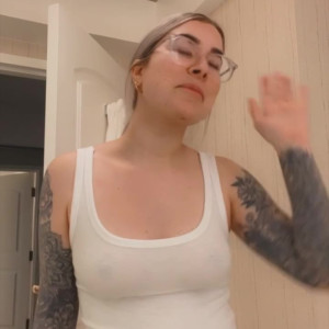 Video by therealjenbretty published on October 16,2023 11:52:18 - BestThots