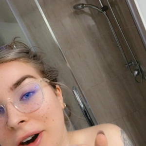 Video by therealjenbretty published on May 17,2023 09:11:00 - BestThots