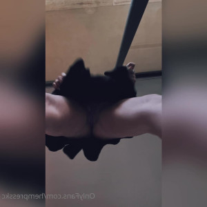 Video by hempresskc published on March 9,2023 16:21:00 - BestThots