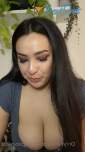 leahgoeswilde #9765469