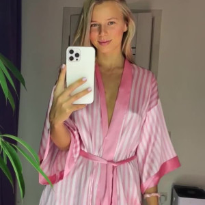 sophmoreschoolgirl #5585383