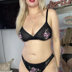 Video by pennylee92 published on August 16,2023 21:21:00 - BestThots