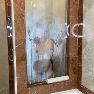 Video by dresden333 published on June 1,2023 00:09:00 - BestThots