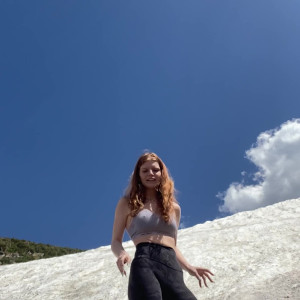 Video by sexyredinbed published on June 16,2023 09:14:00 - BestThots