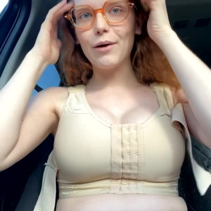 Video by sexyredinbed published on July 23,2023 22:24:00 - BestThots