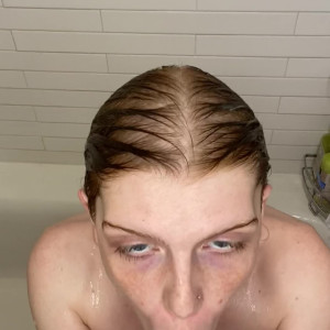 Video by sexyredinbed published on May 9,2023 10:36:00 - BestThots