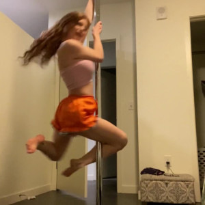 Video by sexyredinbed published on July 31,2023 06:46:00 - BestThots