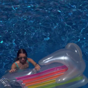 Video by juliarain13 published on October 16,2023 11:26:53 - BestThots