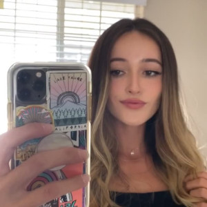 Video by princesslilxo published on March 31,2023 22:42:00 - BestThots