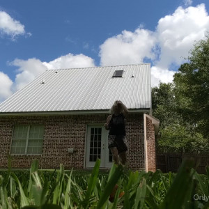 Video by chellelovesu published on January 10,2024 14:00:22 - BestThots