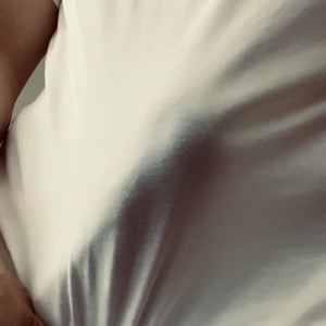 Video by underxiaoqiang published on April 4,2023 21:16:00 - BestThots