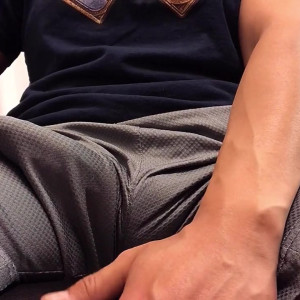 Video by underxiaoqiang published on June 28,2023 16:52:00 - BestThots