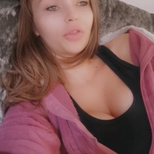 Video by jasminejamesxx1 published on March 13,2023 22:08:00 - BestThots