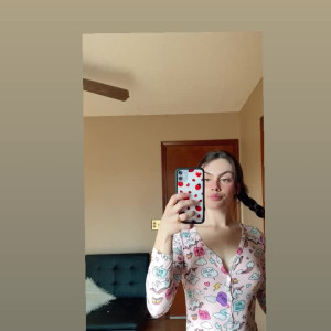 Video by queen_soft400 published on July 11,2023 00:09:00 - BestThots