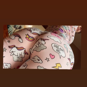 Video by queen_soft400 published on June 22,2023 04:49:00 - BestThots