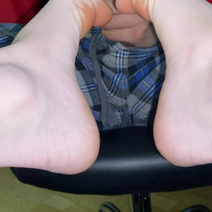 Video by queen_soft400 published on July 12,2023 18:10:00 - BestThots