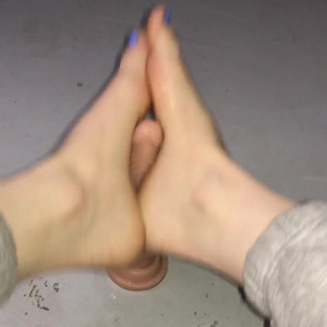 Video by queen_soft400 published on June 29,2023 11:42:00 - BestThots