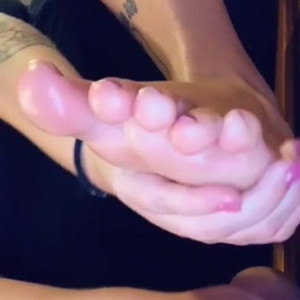 Video by thikkixnikki published on May 18,2023 05:49:00 - BestThots