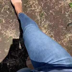 kim_kisses_foot_goddess #5491600