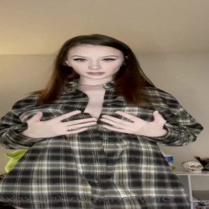 Video by gii_xoxo69 published on August 8,2023 04:25:00 - BestThots