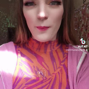 Video by carlyraesummers published on April 6,2023 01:04:00 - BestThots