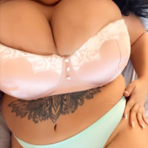 Video by sofiaroseondemand published on June 2,2023 20:37:00 - BestThots