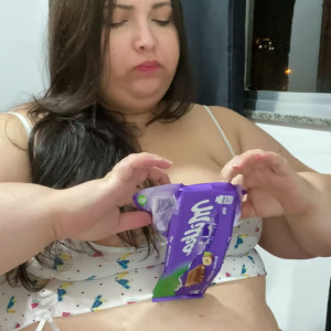 annaoli #3988854