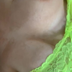 Video by thickbrunette published on April 8,2023 09:01:00 - BestThots