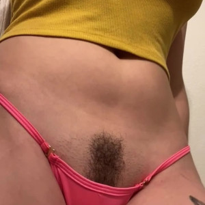 Video by mollymariexo published on April 14,2023 08:17:00 - BestThots