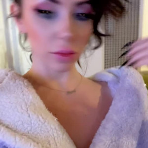 Video by cockteasefiona published on April 12,2023 00:51:00 - BestThots