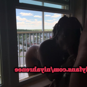 niyahrenee #5533204