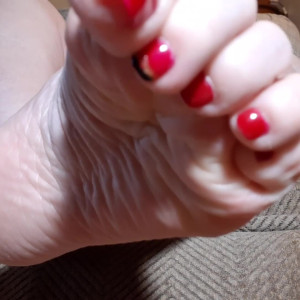 Video by sexitoes1 published on May 17,2023 12:55:00 - BestThots