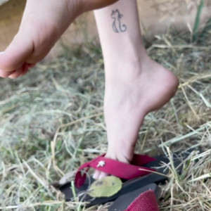 Video by amorafeet.ofc published on June 2,2023 13:29:00 - BestThots
