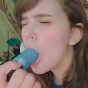 Video by kittenbelluwu published on July 24,2023 14:28:00 - BestThots