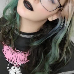 Video by kittenbelluwu published on April 29,2023 18:33:00 - BestThots