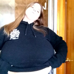 Video by sarahrae published on March 18,2023 10:05:00 - BestThots