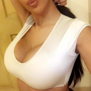 Video by chloekhan published on May 7,2023 12:17:00 - BestThots