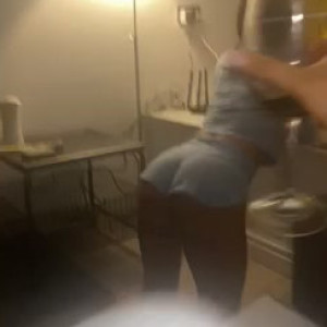 Video by chloekhan published on March 26,2023 01:14:00 - BestThots