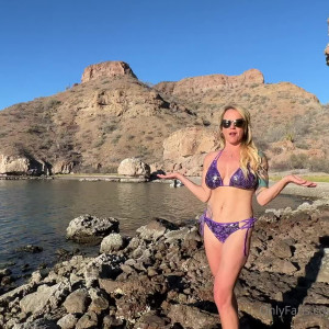 Video by swinging_mom_amie published on October 16,2023 13:56:36 - BestThots