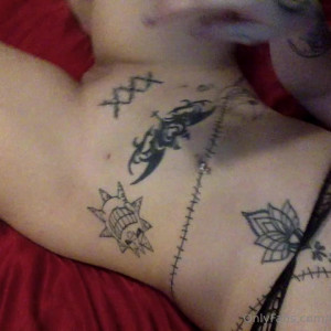 Video by triplexceleste published on October 16,2023 14:08:03 - BestThots