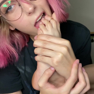 Video by ashleylottsxo published on April 16,2023 08:35:00 - BestThots
