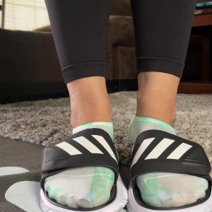 Video by deedeericanfeet published on April 22,2023 10:11:00 - BestThots