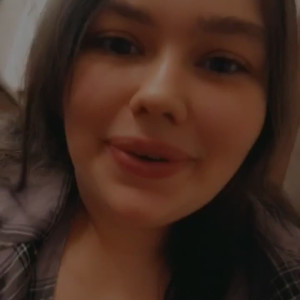 Video by mamapeachxoxo published on June 7,2023 21:27:00 - BestThots