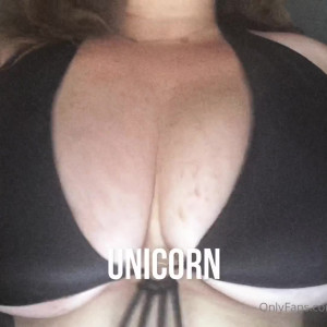 Video by unicornglitteryblood published on October 16,2023 14:33:58 - BestThots