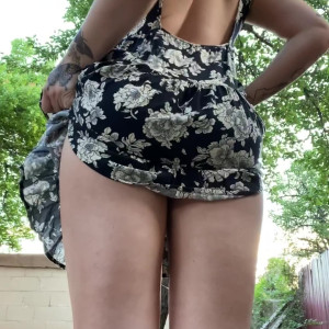 Video by realsummerlily published on March 17,2023 11:40:00 - BestThots