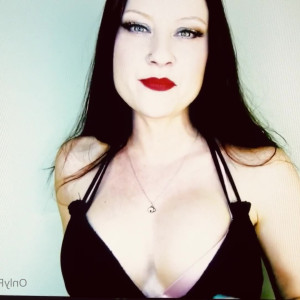 Video by themistressb published on May 22,2023 13:59:00 - BestThots