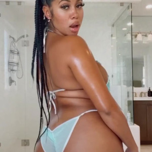 Video by yasminelopez published on May 2,2023 21:59:00 - BestThots